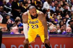 夏普：詹姆斯不會離開湖人 他的生意都在LA 他和他老婆都喜歡這里