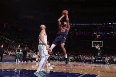 殺手技！大橋末節(jié)6中5中投 球球擊潰綠軍心態(tài)