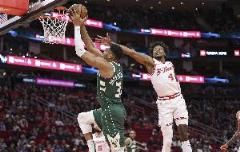 詹寧斯：阿門的表現(xiàn)像霍勒迪，不會用他換字母哥，杰倫-格林可放一邊