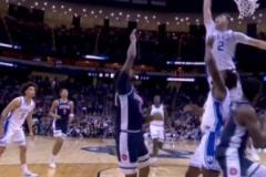 堪比杜克師兄錫安？準(zhǔn)狀元弗拉格曾送出炸裂排球血帽