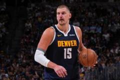 掘金最后18次三分未中 only 1球，約基奇神級(jí)暴走