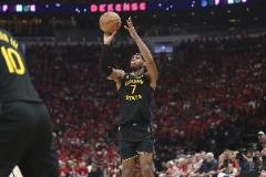 希爾德本輪高效輸出：14.8分4.6板1.2斷，三分命中率43%！