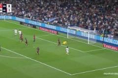 姆巴佩中路分球！貝林厄姆打門被門將飛身?yè)涑觯? style=