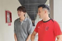 One Night in Chengdu! Singer Su Xianxin Visits Chengdu Rongcheng Club