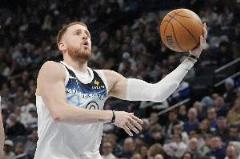 迪文與前尼克斯隊(duì)友保持聯(lián)系 交易成雙方共贏的佳話