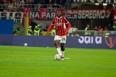 福法納AC米蘭生涯第50場(chǎng)里程碑之戰(zhàn)