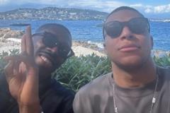 姆巴佩曬與登貝萊合照送祝福：生日快樂，長(zhǎng)命百歲！