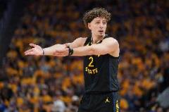 隊(duì)記：波杰姆不會(huì)被排除在輪換之外 他投籃不中但能在其他方面貢獻(xiàn)力量