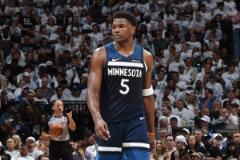 華子22+7+12+3帽力擒對手，單場助攻創(chuàng)季后賽新高終結(jié)系列賽