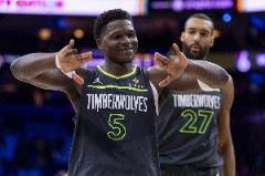 華子與戈貝爾談進(jìn)軍西決：胃口未填滿，團(tuán)隊仍不滿足