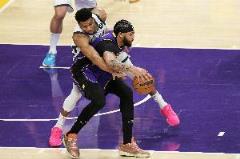 皮爾斯：獨行俠可考慮用狀元簽換字母哥 濃眉或成湖人二當(dāng)家