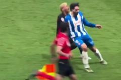 這張紅牌冤不冤？實拍亞馬爾造對手紅牌，西班牙人主帥對判罰不滿