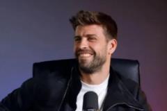 皮克回應西人主帥言論：你幾年前就離開了，巴塞羅那是紅藍色的