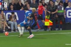 不太冷靜！卡夫雷拉出拳攻擊亞馬爾被直紅罰下！