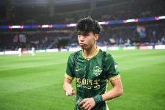 王鈺棟本場數(shù)據(jù)：首發(fā)出戰(zhàn)75分鐘，1次射門，13次傳球成功率92.3%