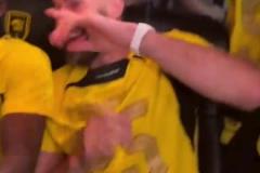 吉達聯(lián)合加冕沙特聯(lián)冠軍！賽后本澤馬和隊友高唱坎特之歌