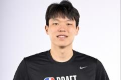 媒體人透露：教練高度認(rèn)可楊瀚森，全程鼓掌并反復(fù)稱贊“Good job”