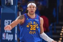 阿隆-戈登首節(jié)9分多鐘送5助攻 球隊(duì)另一球員貢獻(xiàn)3分1板