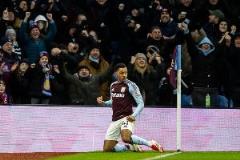 郵報：阿斯頓維拉關(guān)注巴恩斯，紐卡則瞄準(zhǔn)雅各布-拉姆塞