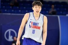 選秀專家建議楊瀚森退出25選秀，專注提升能力沖擊26首輪