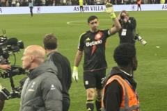 大馬丁賽后落淚告別維拉，離隊(duì)時(shí)刻情感洶涌