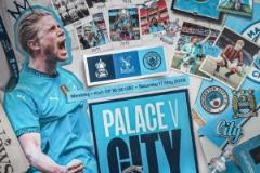 曼城沖刺冠軍！足總杯決賽海報(bào)發(fā)布，德布勞內(nèi)獨(dú)闖終點(diǎn)