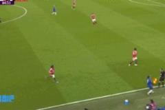 鏡頭語(yǔ)言精準(zhǔn)！轉(zhuǎn)播畫面展現(xiàn)曼聯(lián)居英超第16，先后聚焦拉爵與阿莫林