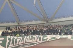 氣勢磅礴！千名遠(yuǎn)征球迷齊聚青島為國安加油助威