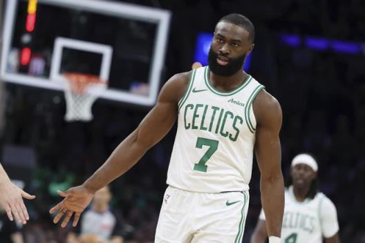 綠軍未能衛(wèi)冕冠軍，NBA將連續(xù)第七年誕生新王者