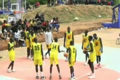 南蘇丹野球場人均2米1，這是杜蘭特批發(fā)市場吧