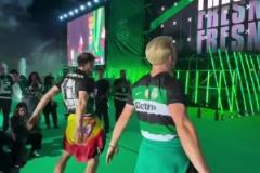 致敬C羅！葡體衛(wèi)冕葡超冠軍，球員做出C羅慶祝動(dòng)作Siu…