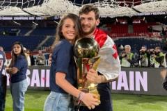 加盟半賽季先奪一冠！K77社交媒體：冠軍??這里是巴黎！