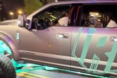 尼克斯這位罰球怎么樣我不知道，但是車是真帥啊...