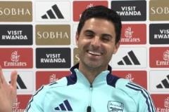 記者山路十八彎提問約克雷斯，阿爾特塔笑場難禁