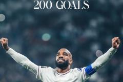 輝煌謝幕！拉卡澤特成為隊(duì)史第二射手，391場(chǎng)攻入200球