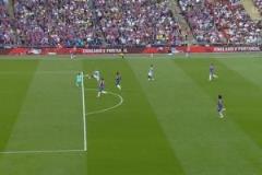 裁判專(zhuān)家：迪恩-亨德森手球應(yīng)判紅牌，若哈蘭德先拿到球?qū)⑤p松破門(mén)