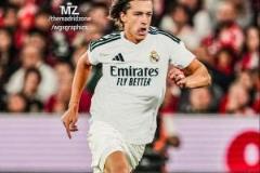 記者：皇馬與A費(fèi)達(dá)成個(gè)人協(xié)議，年薪約900萬歐，轉(zhuǎn)會(huì)費(fèi)仍在協(xié)商中