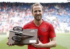 凱恩談奪冠：一次奇妙的經(jīng)歷，以前只能遠(yuǎn)遠(yuǎn)看著別人慶祝