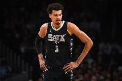 文班談康復(fù)經(jīng)歷：我非常幸運(yùn)，想像凱爾登那樣拼搏