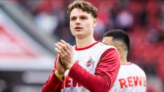 新里程碑！拜仁門將烏比格成為歷史第三位同年斬獲德甲德乙雙冠的球員