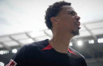 法蘭克福體育總監(jiān)回應(yīng)埃基蒂克未來：滿足條件將放他離隊(duì)