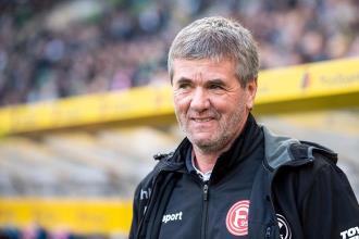 第7次帶隊(duì)升入德甲，科隆主帥馮克爾創(chuàng)德乙歷史升級次數(shù)紀(jì)錄