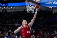 周琦總決賽表現(xiàn)亮眼，場(chǎng)均16.3分11.2板1.7帽展現(xiàn)強(qiáng)大攻防能力