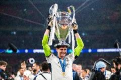 記者：庫爾圖瓦與皇馬續(xù)約兩年，含一年選項