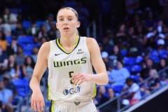 飛翼不敵風(fēng)暴：佩奇19分5板8助，奧古米克23+19，李月汝手感不佳