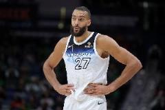 戈貝爾3中1僅得2分3板1助1斷1帽 罰球2中0