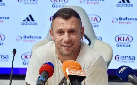 卡薩諾怒斥米蘭管理層無能：主席和CEO必須離開