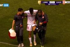 奧莫伊胡安弗拉傷退，譚龍緊急替補登場