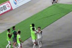 蒯紀聞終于收獲首球，怒吼宣泄情緒