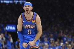 卡魯索：談不上喜歡或不喜歡中鋒，我的工作就是防守